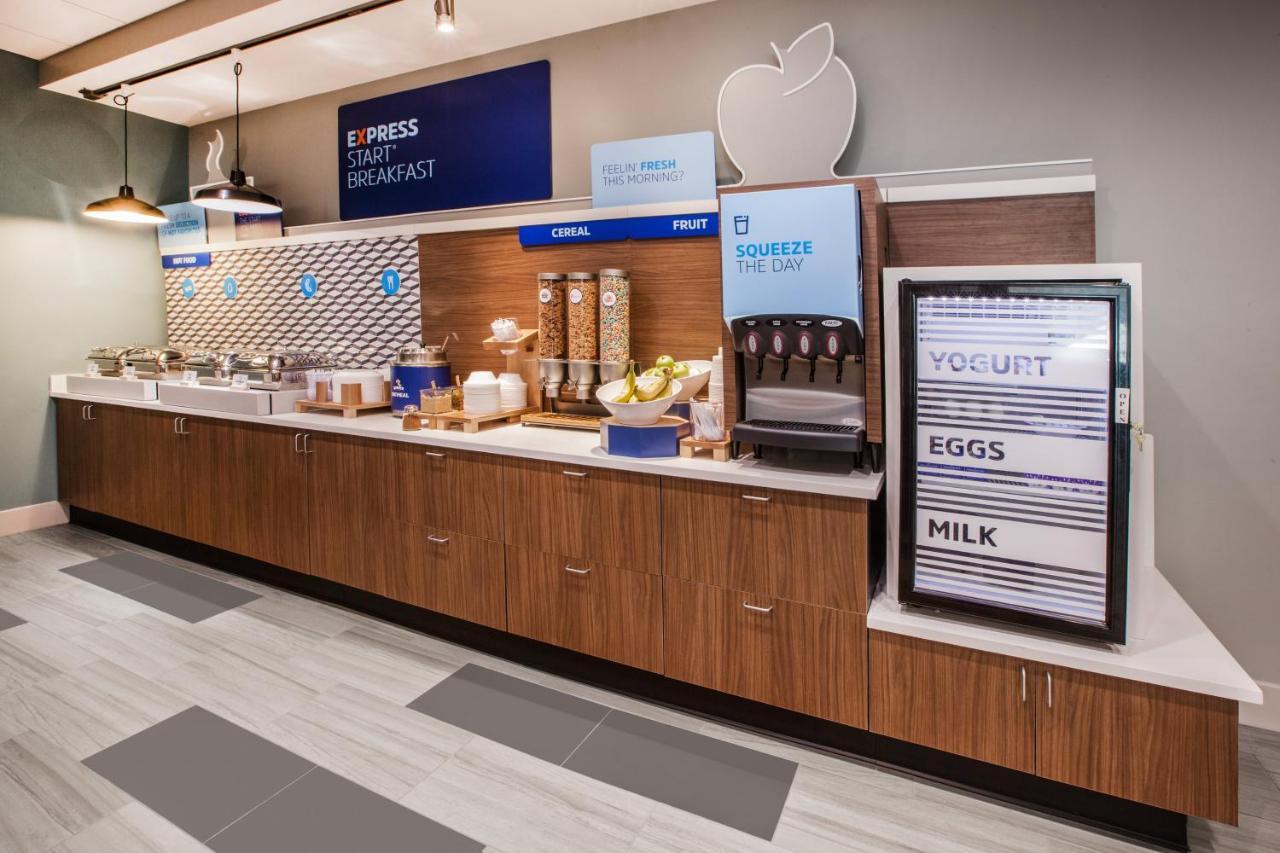 Holiday Inn Express & Suites - Parsons By Ihg Extérieur photo