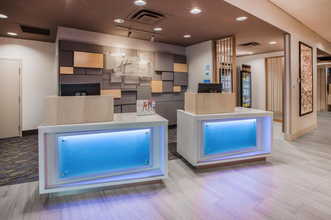 Holiday Inn Express & Suites - Parsons By Ihg Extérieur photo
